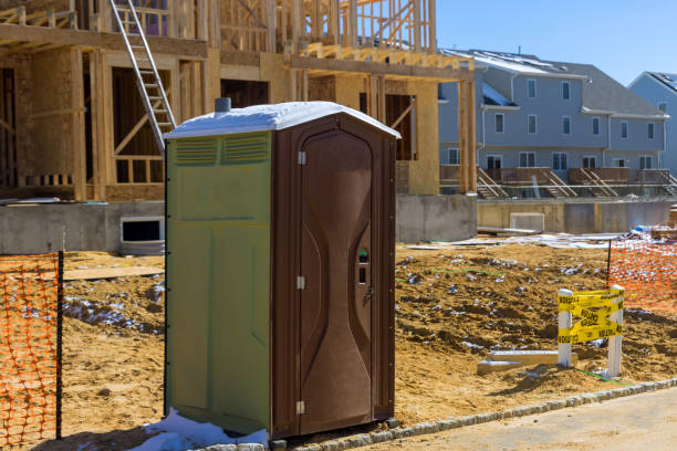 Best High-end porta potty rental  in Clinton, IL